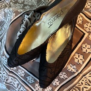 Vintage Paloma , made in Italy, black embroidered silk upper, size 10B